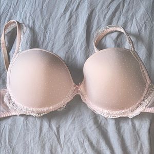 blush pink lace trim bra.